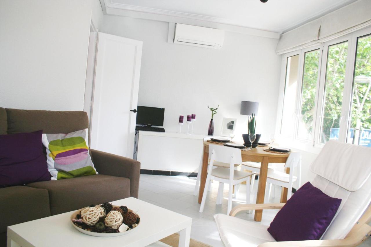 Apartment Carrer Lepant Barcelona Bagian luar foto