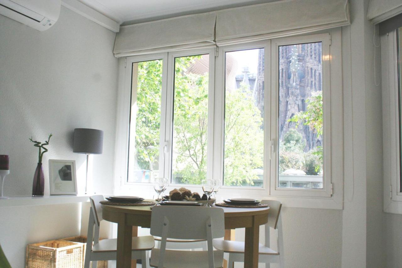 Apartment Carrer Lepant Barcelona Bagian luar foto