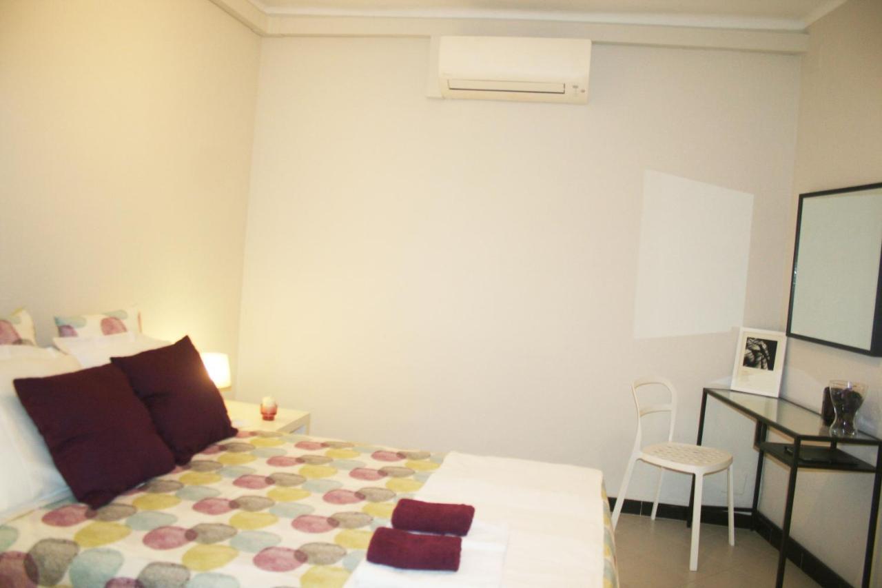 Apartment Carrer Lepant Barcelona Bagian luar foto